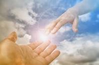 Kéz a kézben a Teremtővel